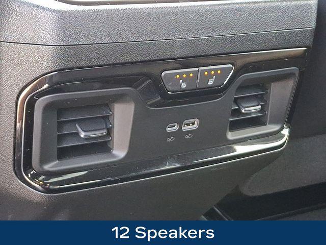 Photo of 2024 Onyx Black GMC Sierra 2500