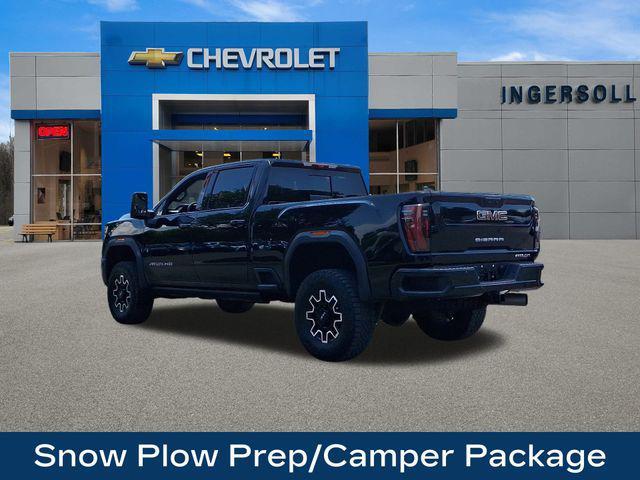 Photo of 2024 Onyx Black GMC Sierra 2500
