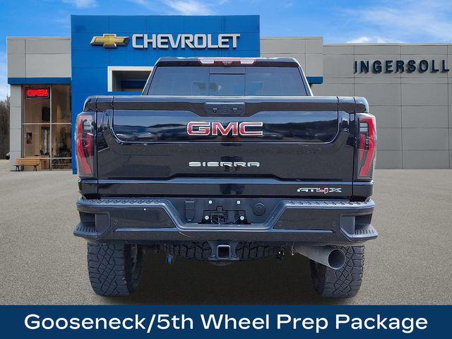 Photo of 2024 Onyx Black GMC Sierra 2500