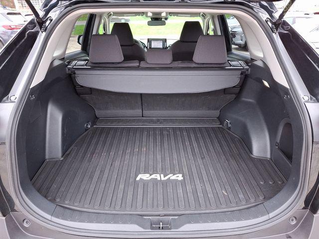 Photo of 2022 Midnight Black Metallic Toyota RAV4 Hybrid