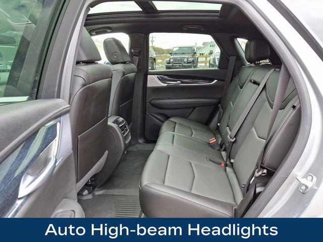 Photo of 2024 Argent Silver Metallic Cadillac XT5