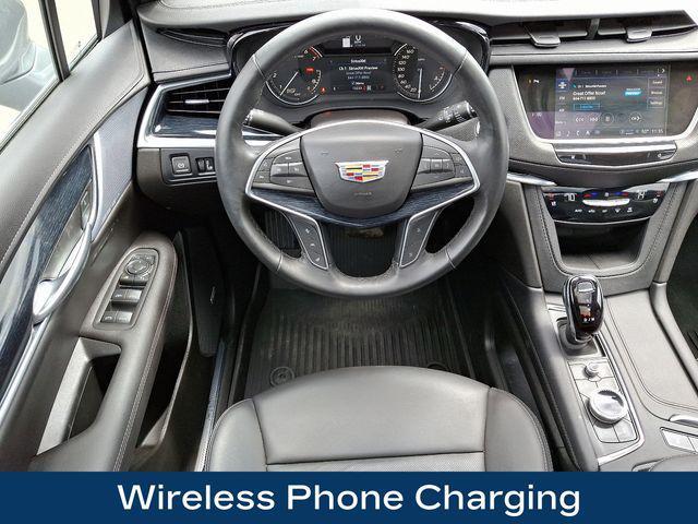 Photo of 2024 Argent Silver Metallic Cadillac XT5