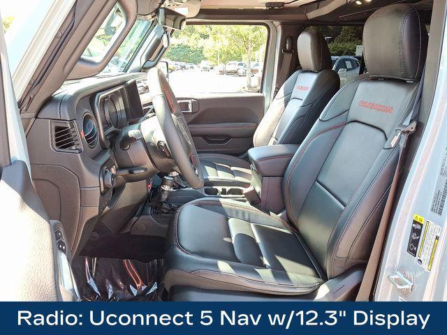 Photo of 2024 Earl Clearcoat Jeep Wrangler