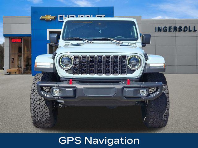 Photo of 2024 Earl Clearcoat Jeep Wrangler