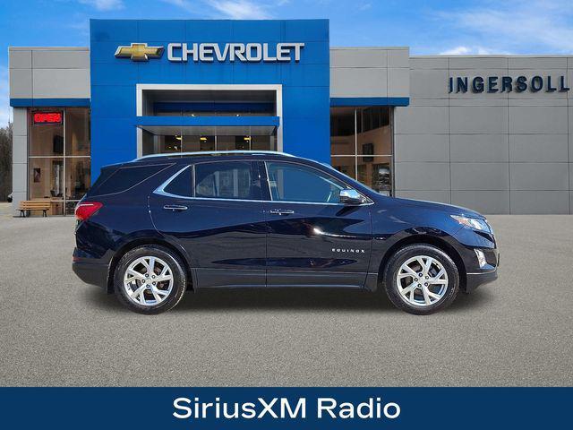 Photo of 2020 Midnight Blue Metallic Chevrolet Equinox