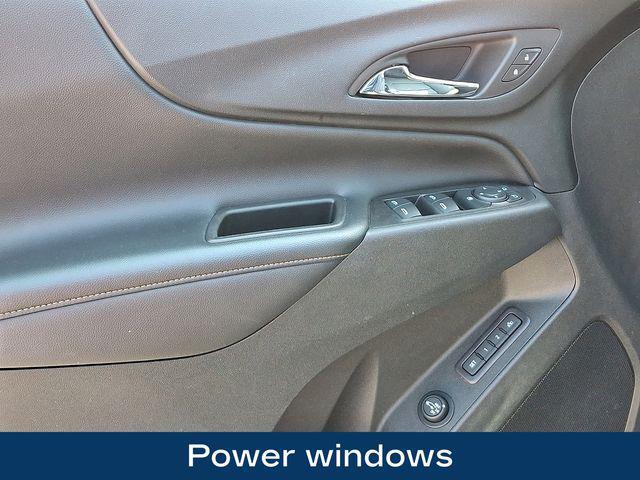 Photo of 2020 Midnight Blue Metallic Chevrolet Equinox