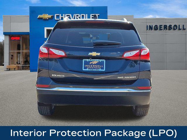 Photo of 2020 Midnight Blue Metallic Chevrolet Equinox