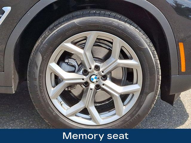 Photo of 2023 Black BMW X3