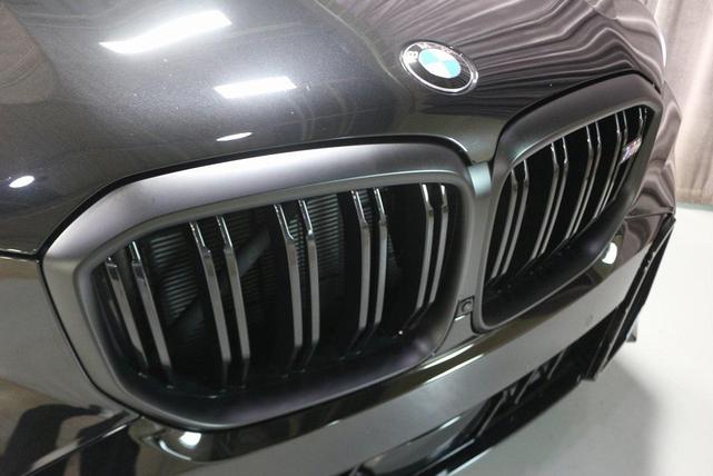 Photo of 2025 Black Sapphire Metallic BMW X5