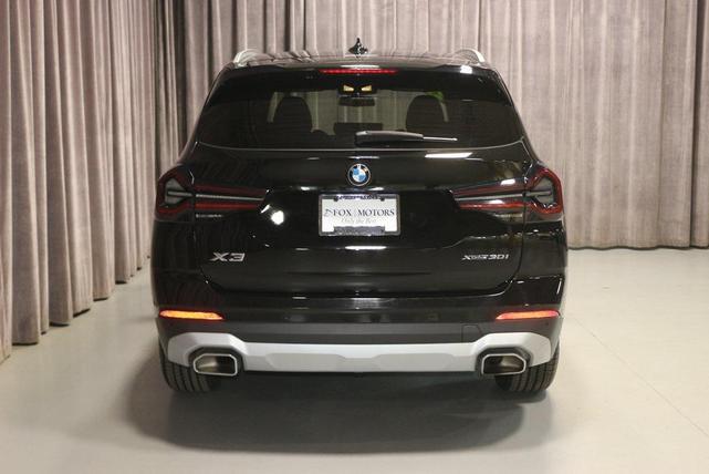 Photo of 2022 Jet Black BMW X3