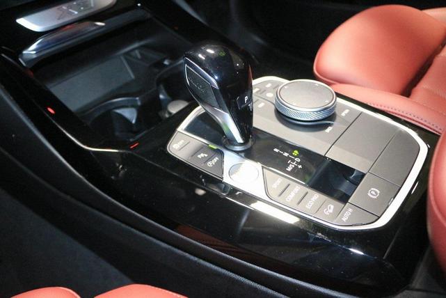 Photo of 2022 Jet Black BMW X3