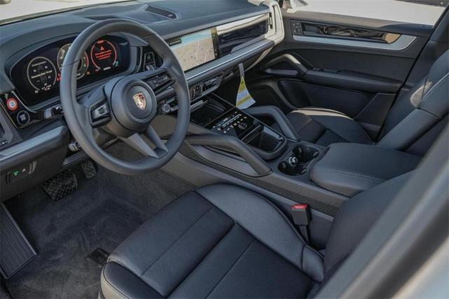 Photo of 2025 White Porsche Cayenne