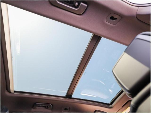 Photo of 2025 Dolomite Gray Porsche Cayenne