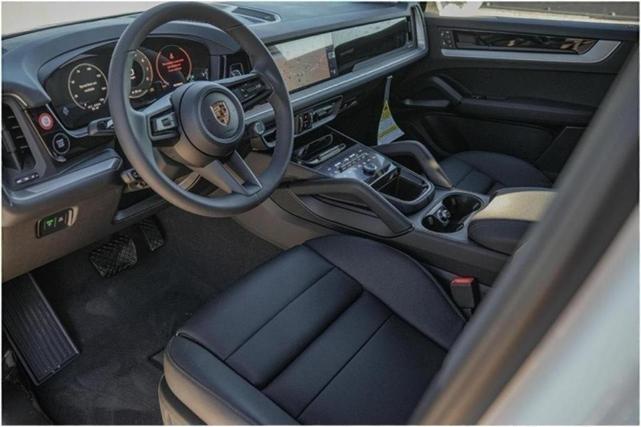 Photo of 2025 White Porsche Cayenne