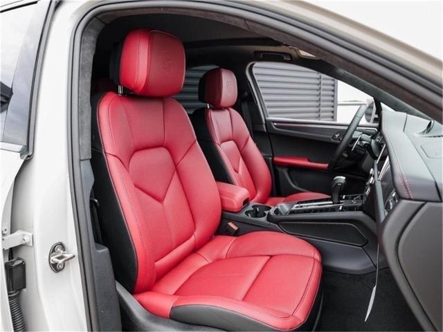 Photo of 2025 Chalk Porsche Macan
