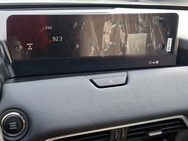 Photo of 2025 Platinum Mazda CX-90