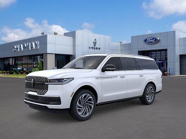 Photo of 2025 White Metallic Lincoln Navigator L
