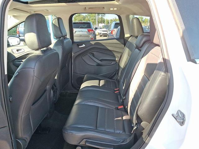 Photo of 2019 White Platinum Ford Escape