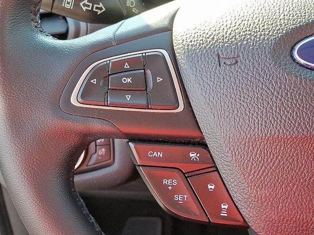Photo of 2019 White Platinum Ford Escape