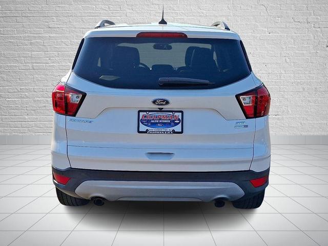 Photo of 2019 White Platinum Ford Escape