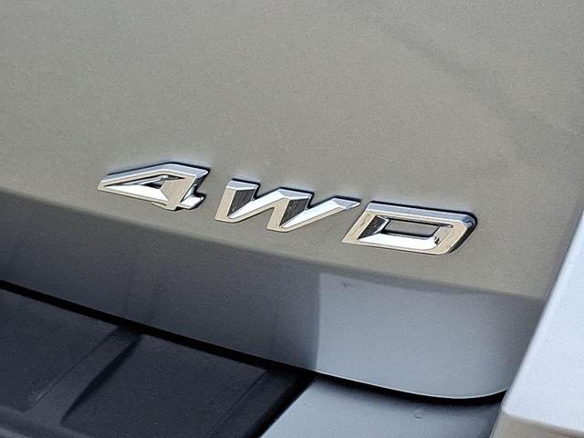 Photo of 2025 Silver Metallic Ford Explorer