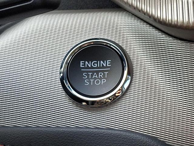 Photo of 2025 Silver Metallic Ford Explorer