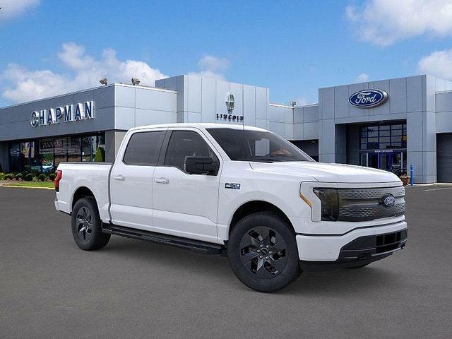 Photo of 2025 Oxford White Ford F-150 Lightning