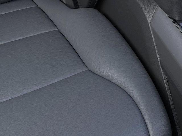 Photo of 2025 Oxford White Ford F-150 Lightning