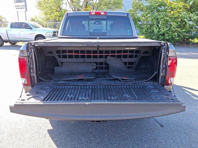Photo of 2016 Granite Crystal Clearcoat Metallic RAM 1500