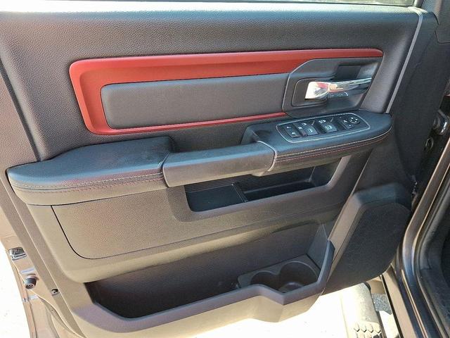 Photo of 2016 Granite Crystal Clearcoat Metallic RAM 1500