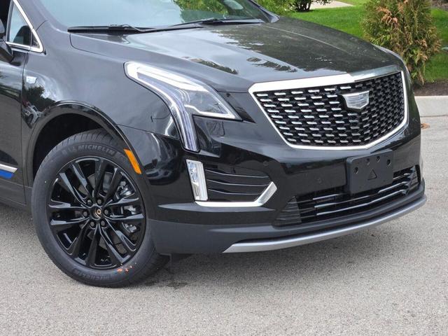 Photo of 2025 Stellar Black Metallic Cadillac XT5