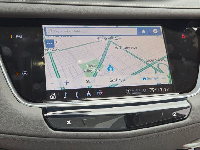 Photo of 2025 Crystal White Tricoat Cadillac XT5