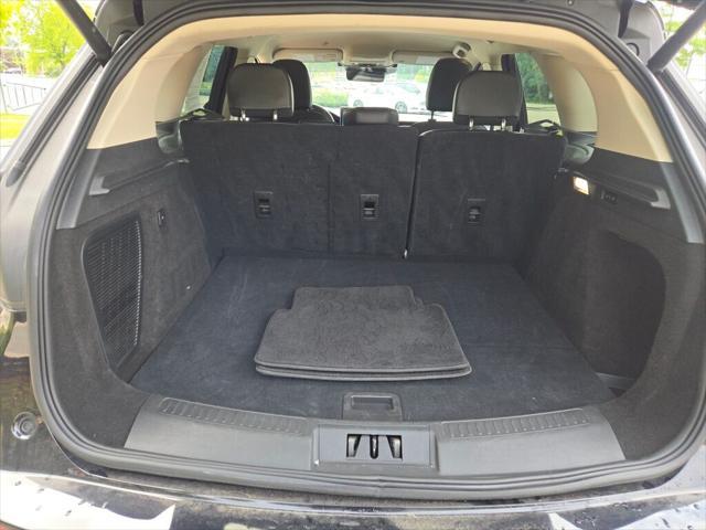 Photo of 2023 Infinite Black Metallic Clearcoat Lincoln Corsair
