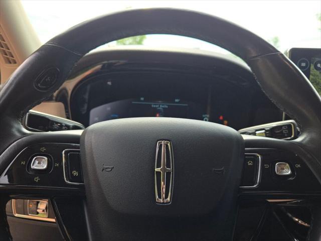 Photo of 2023 Infinite Black Metallic Clearcoat Lincoln Corsair