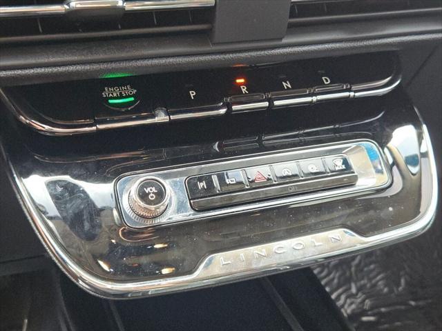 Photo of 2023 Infinite Black Metallic Clearcoat Lincoln Corsair