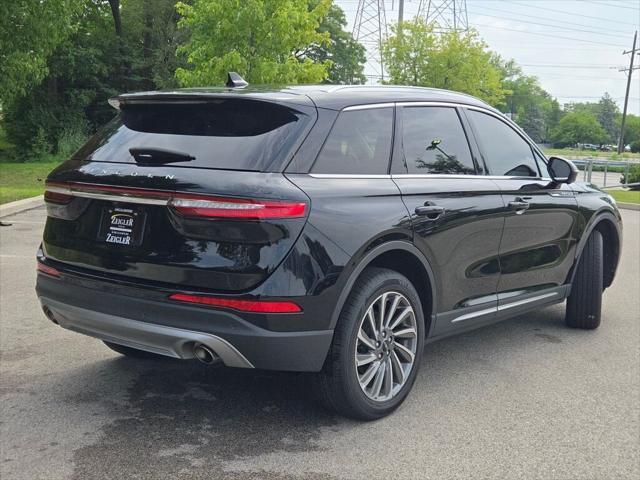 Photo of 2023 Infinite Black Metallic Clearcoat Lincoln Corsair
