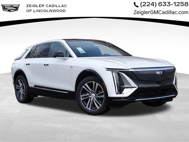 Photo of 2025 Crystal White Tricoat Cadillac LYRIQ