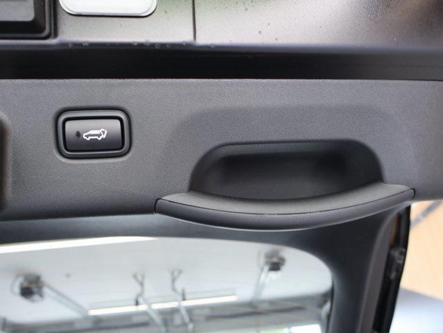Photo of 2025 Ebony Kia EV6