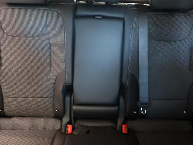 Photo of 2025 Glacier White Pearl Kia EV6
