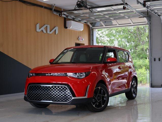 Photo of 2025 Inferno Red Kia Soul