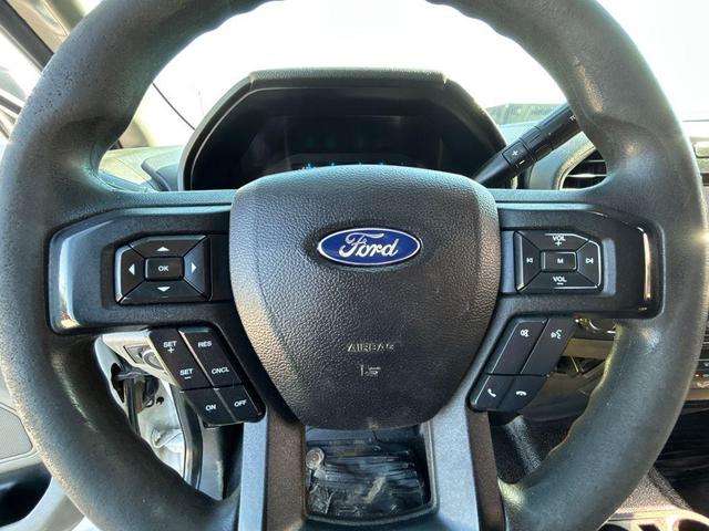 Photo of 2017 Oxford White Ford F-250