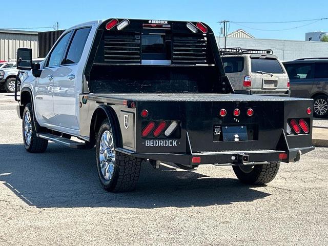 Photo of 2023 Summit White Chevrolet Silverado 2500