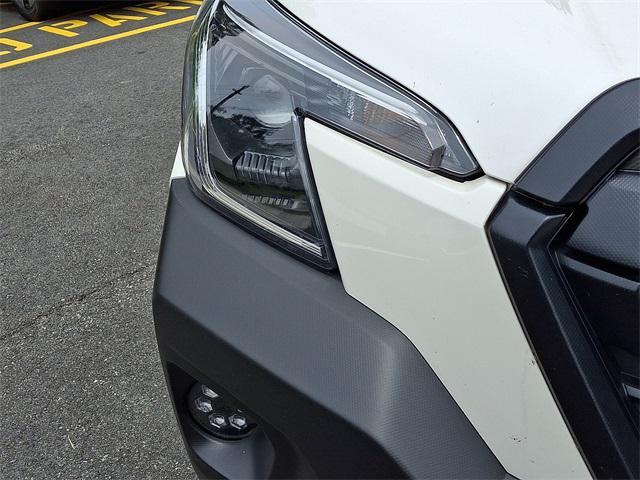 Photo of 2023 Crystal White Pearl Subaru Forester