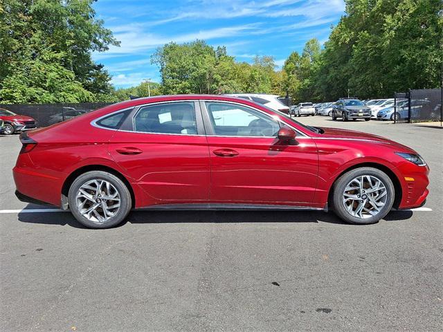 Photo of 2023 Ultimate Red Hyundai SONATA