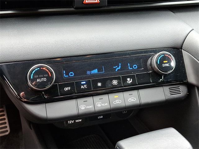 Photo of 2025 Ecotronic Gray Hyundai ELANTRA