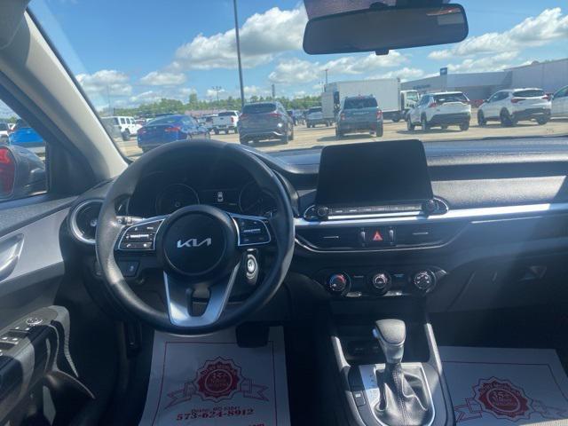 Photo of 2024 Gravity Gray Kia Forte