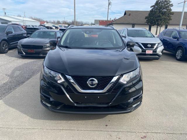 Photo of 2022 Magnetic Black Pearl Nissan Rogue Sport