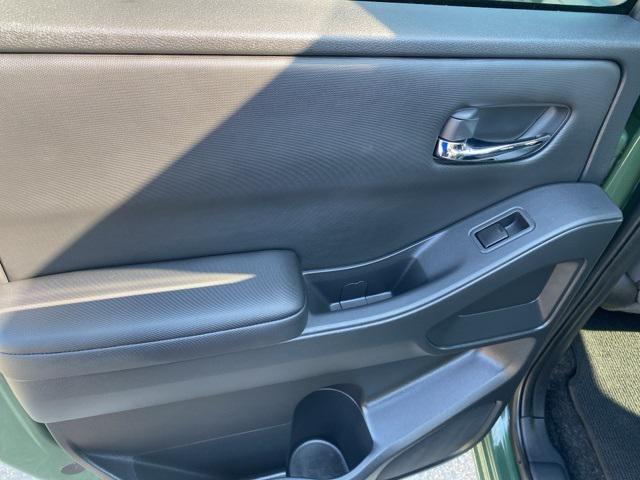 Photo of 2024 Tactical Green Metallic Nissan Frontier