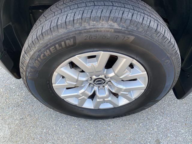 Photo of 2024 Tactical Green Metallic Nissan Frontier