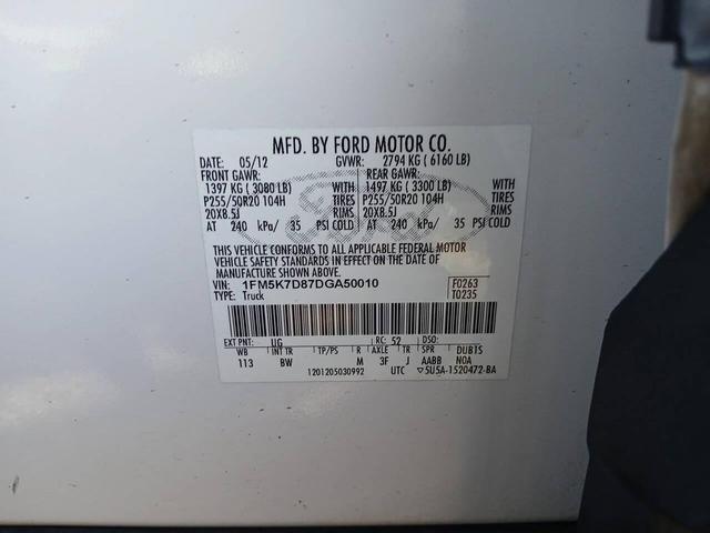 Photo of 2013 White Platinum Metallic Tri-Coat Ford Explorer